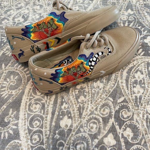 VANS Era Desert Embellish Sneaker Safari Tan Sz 5.5 men 7 women limited edition - Picture 8 of 8